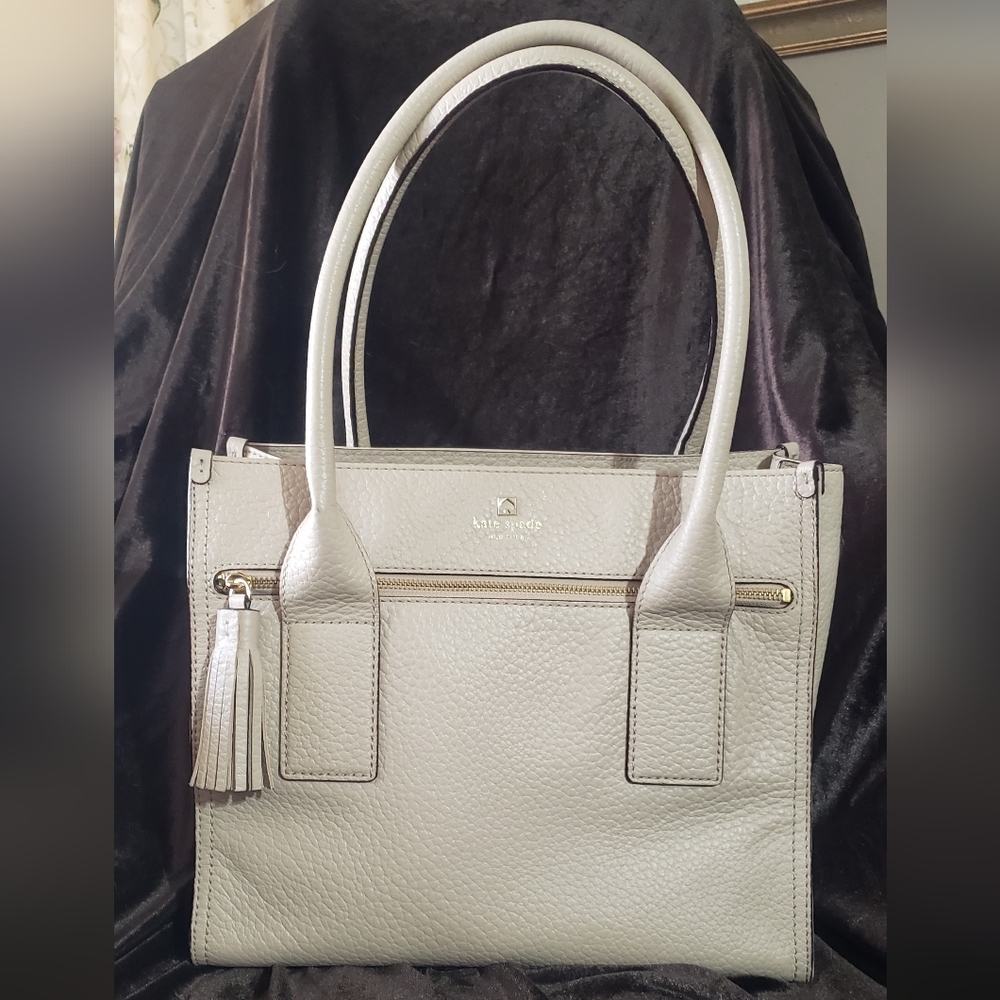 Kate Spade  tote light gray color